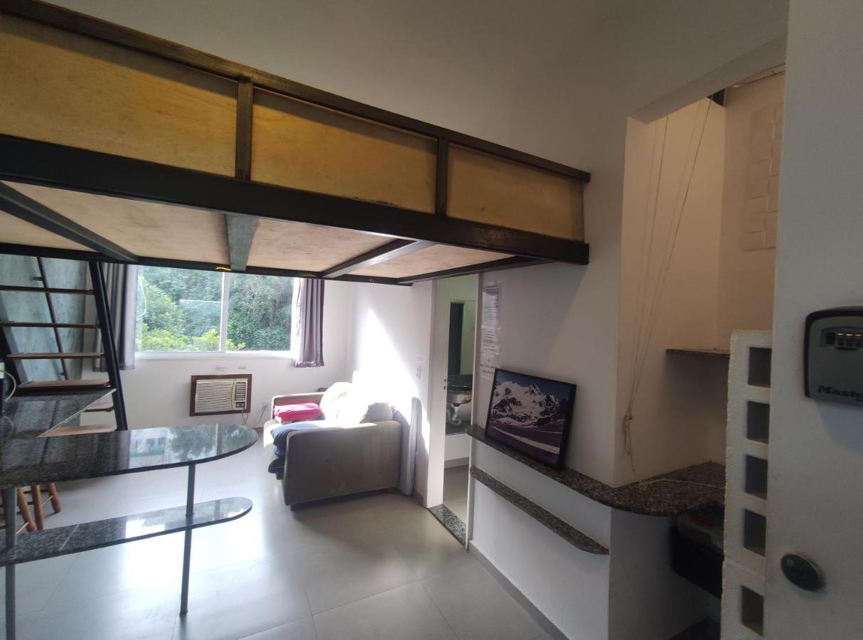 Conjugado Arquitetado, Bem Planejado E Silencioso Apartamento Rio de Janeiro